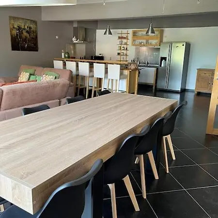Apartman Loft Spacieux Dans Une Ancienne Beurrerie Avec Parking Gratuit *